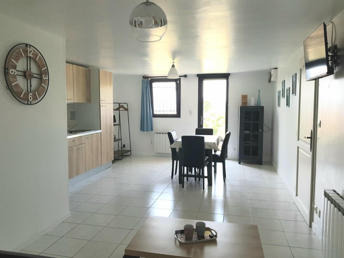 Appartement Independant Dans Maison Au Calme Pugny-Chatenod ภายนอก รูปภาพ